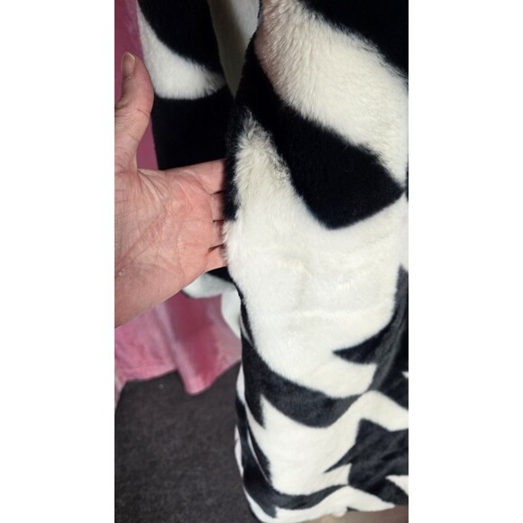 Sergio Hudson Faux Fur Coat  Black & White Houndstooth Fancy Long Coat Size XS - Picture 4 of 13